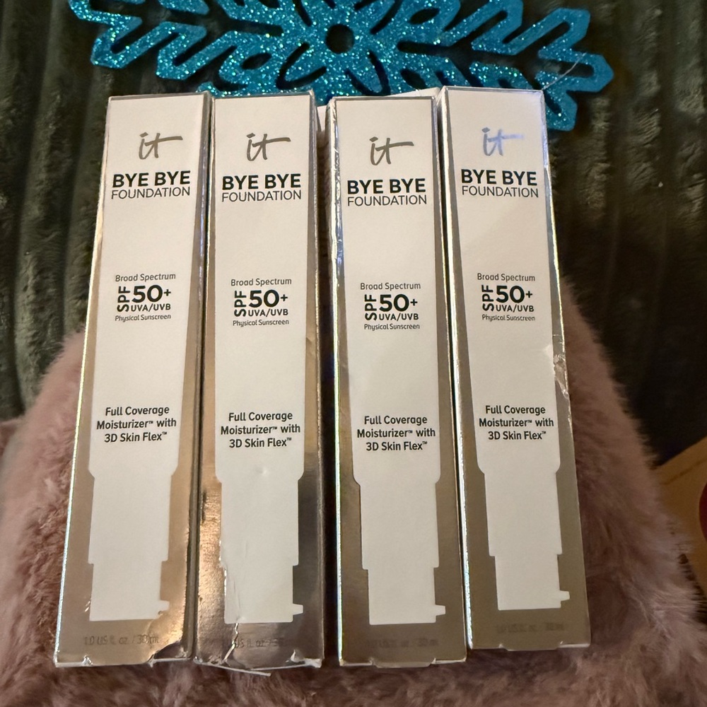IT Cosmetics Bye Bye Foundation Full Coverage Moisturizer - 50+spf.